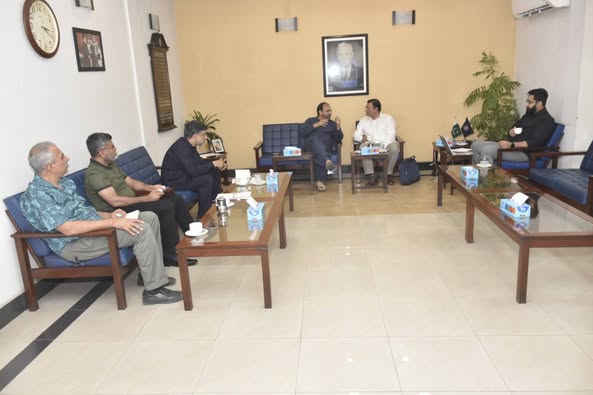 Mr. Akbar Khan, CEO of Tareem Education Foundation, met with the Vice Chancellor UET Prof. Dr. Shahid Munir (TI) to discuss the signing of a memorandum of understanding (MoU).