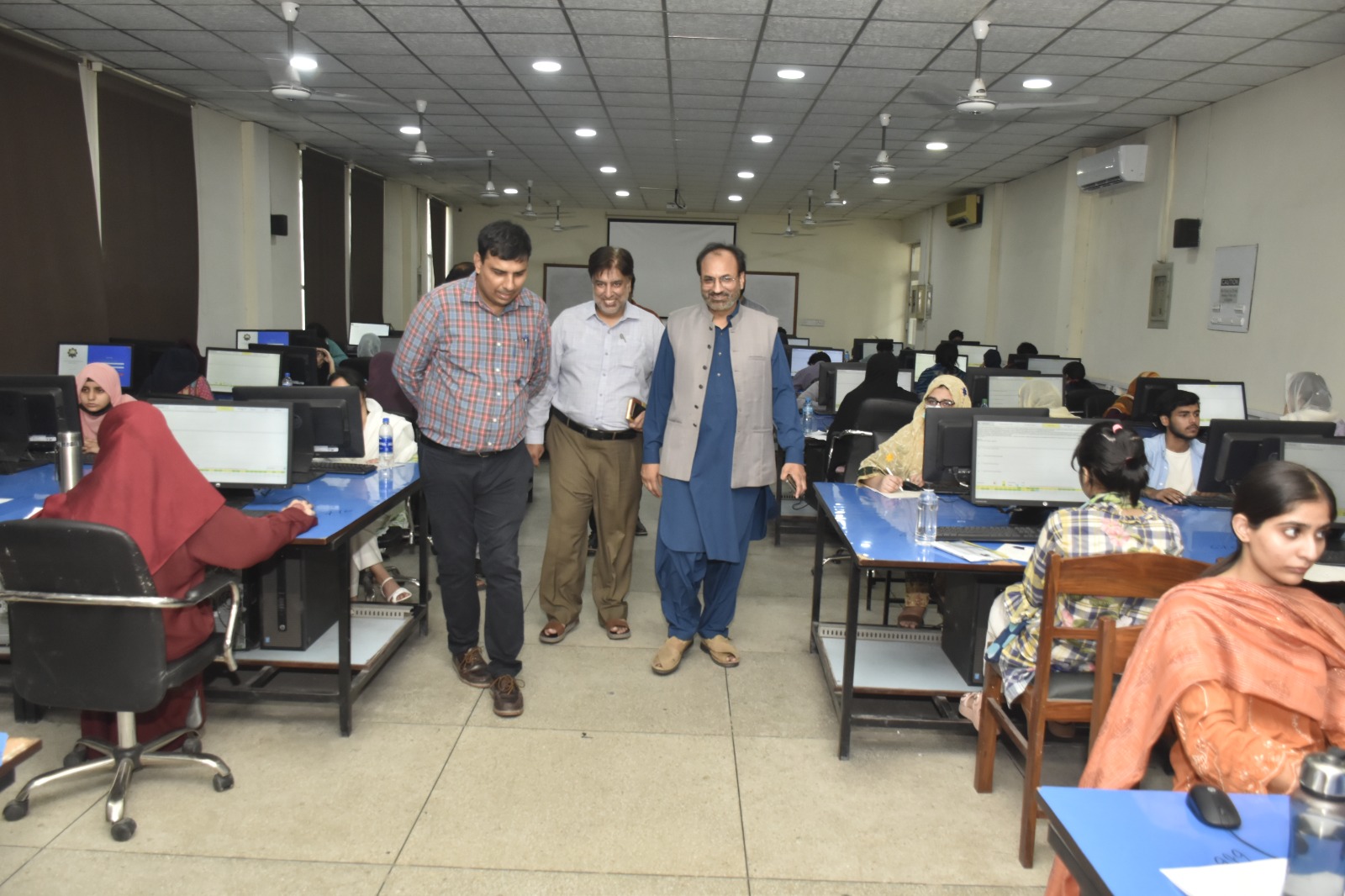 Vice Chancellor UET Prof. Dr. Shahid Munir (TI) is visiting examination centers during ECAT Phase II.