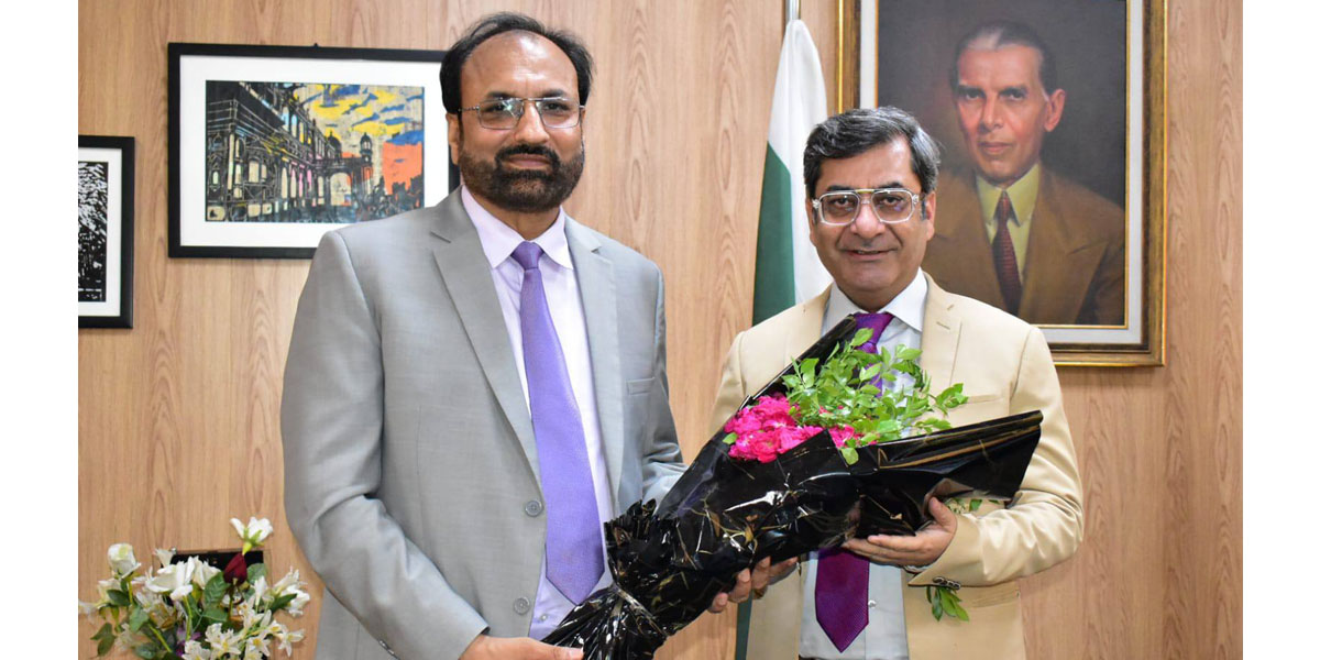 UET and GCUF Vice Chancellors Unite to Advance Higher Education and Innovation in Pakistan
