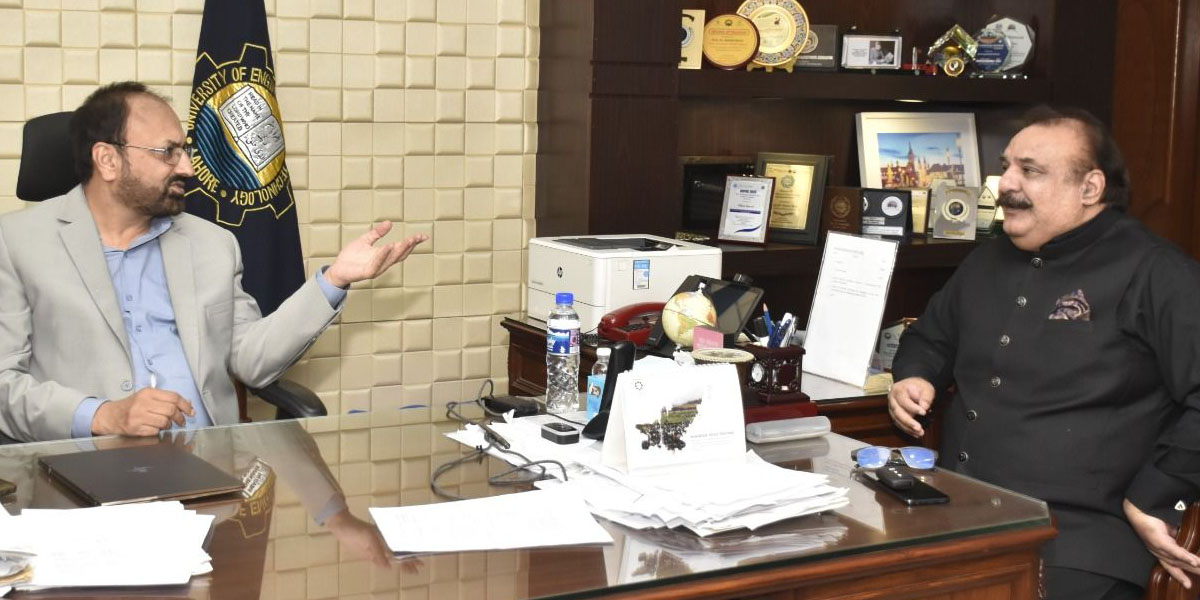 Senior Columnist Naeem Masood Visits UET to Discuss Higher Education and New Academic Programs